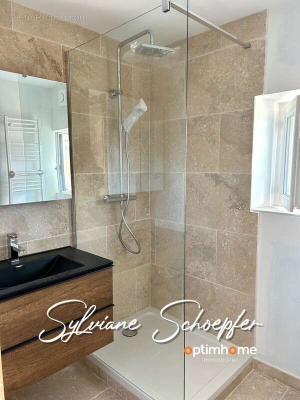 Appartement à BOLLENE