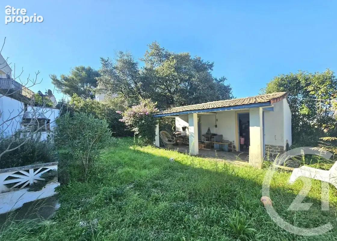 Photo Maison à Six-Fours-Les-Plages au prix de 329 000€