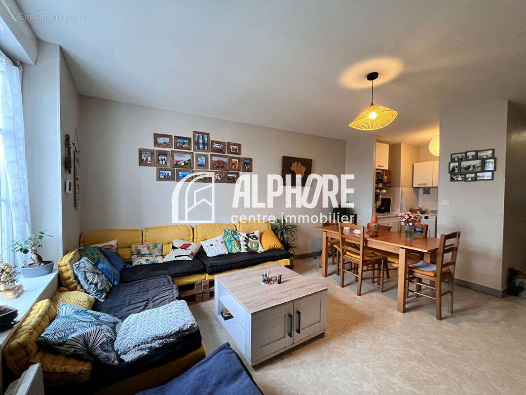 Appartement à INDRE