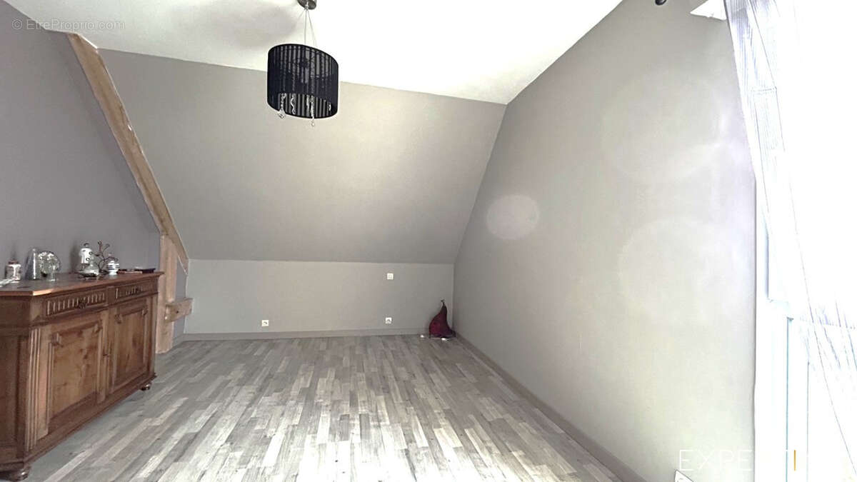 Maison à CHARTRES-DE-BRETAGNE