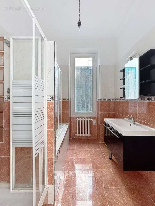 Appartement 120 m² à Marseille-6e  - photo 7