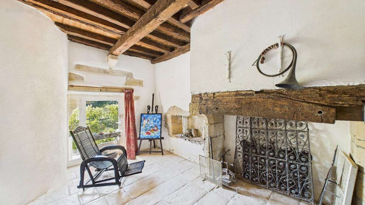 Maison à SAUBUSSE