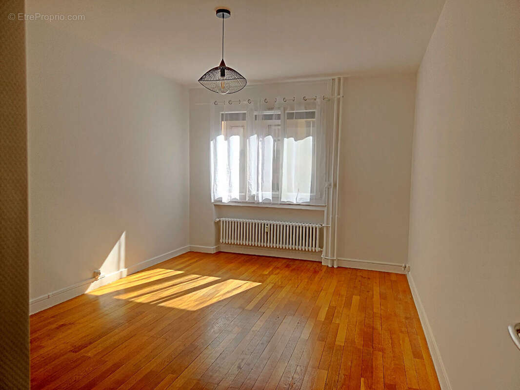 Appartement 2 chambres Saint Etienne 65m² hyper-centre - photo 3
