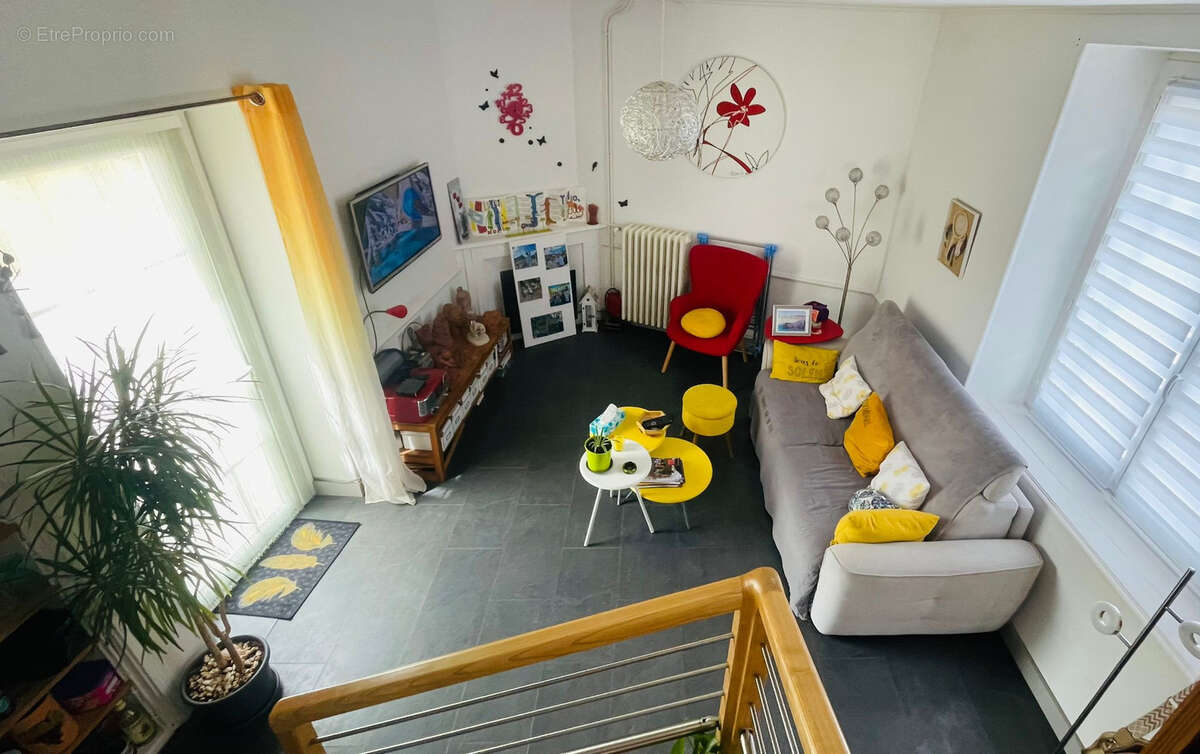 Maison à BELMONT-SUR-RANCE