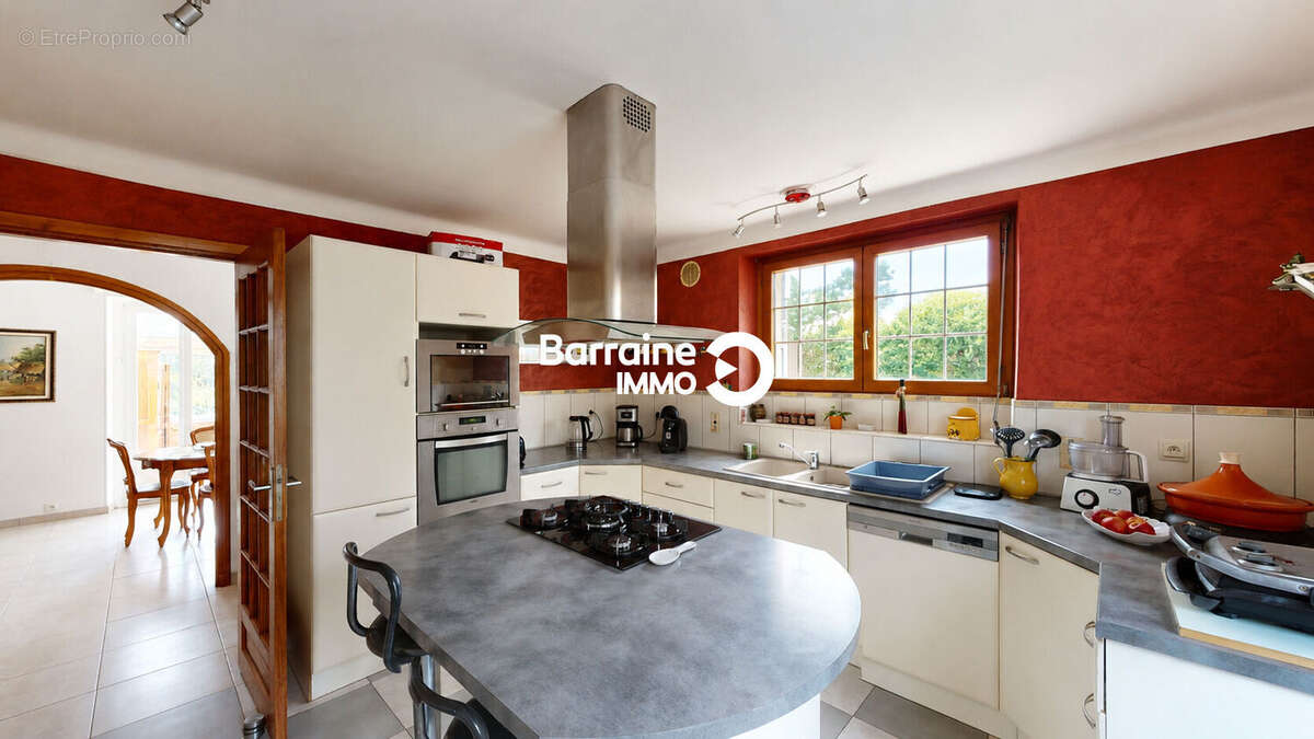 Exclusivite a vendre brest  maison independante terrain de 3500m²  appartement independant - photo 4