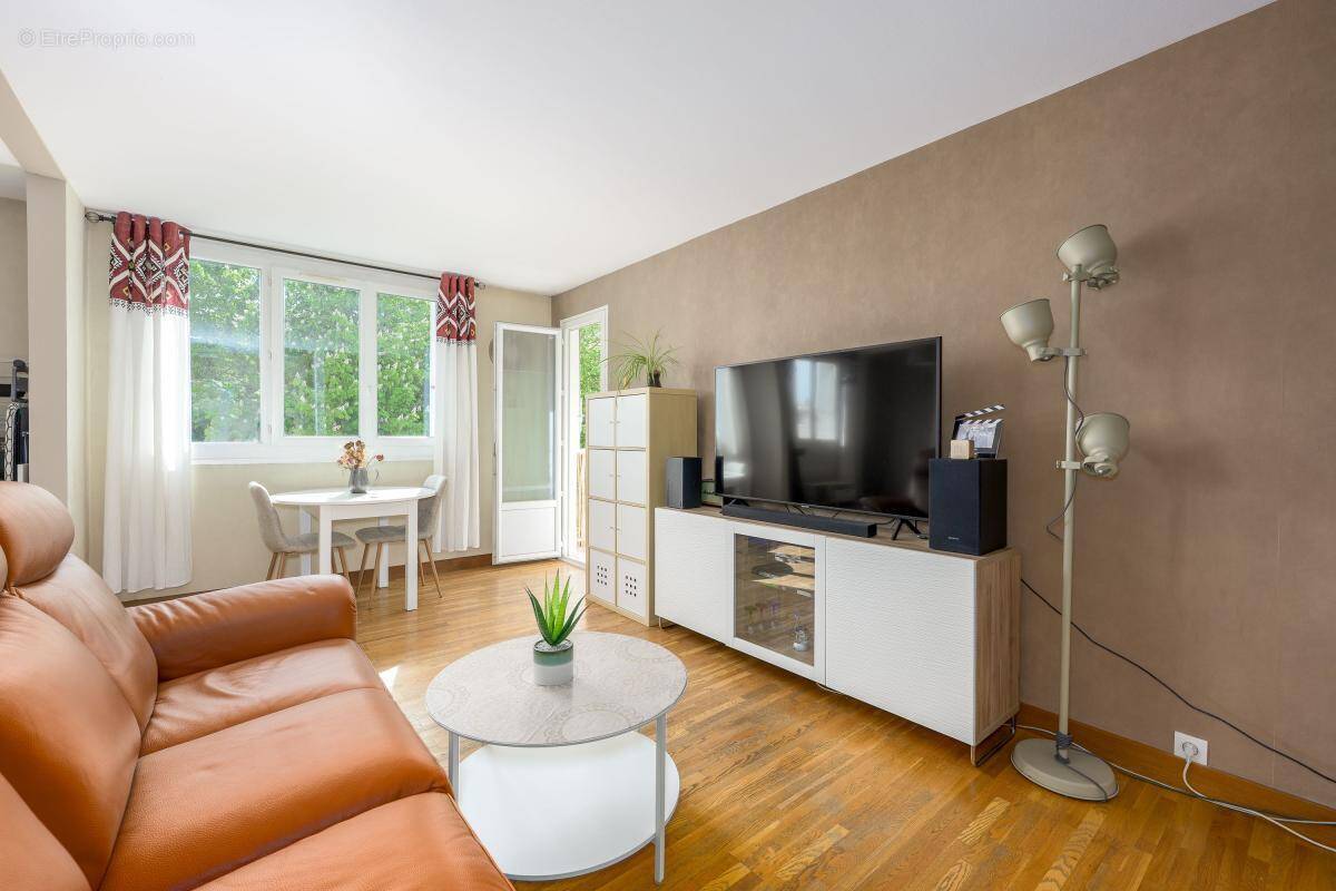 Appartement à CROSNE
