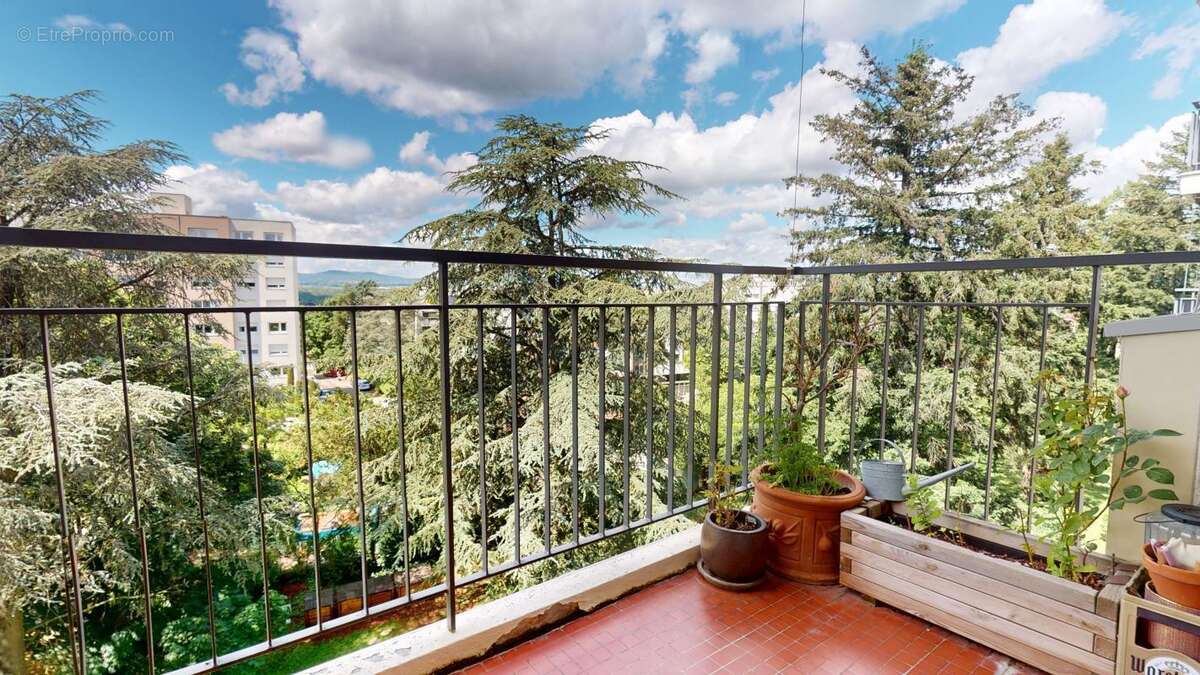 Appartement à LYON-5E