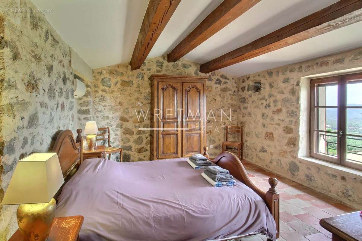 Maison à CALLIAN