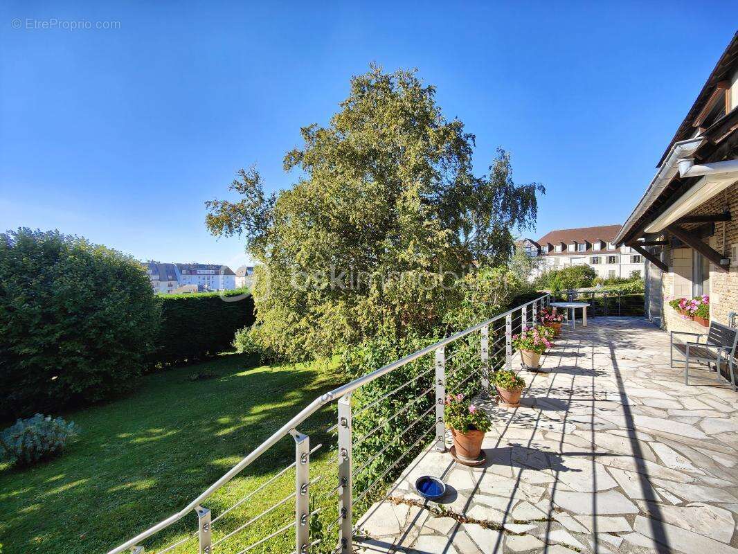 Maison à TROUVILLE-SUR-MER