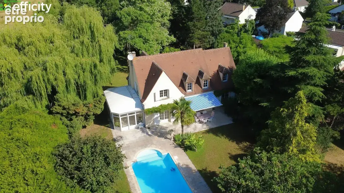 Maison 7 pièces 275 m² à vendre à Chaumontel (95270) - photo 2