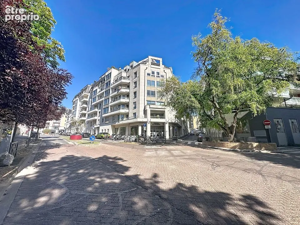 Appartement 4 pièces de 118m2 - CENTRE VILLE - photo 15
