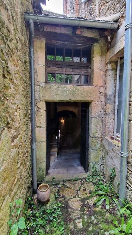 20240506150343 - Maison à LE BUGUE