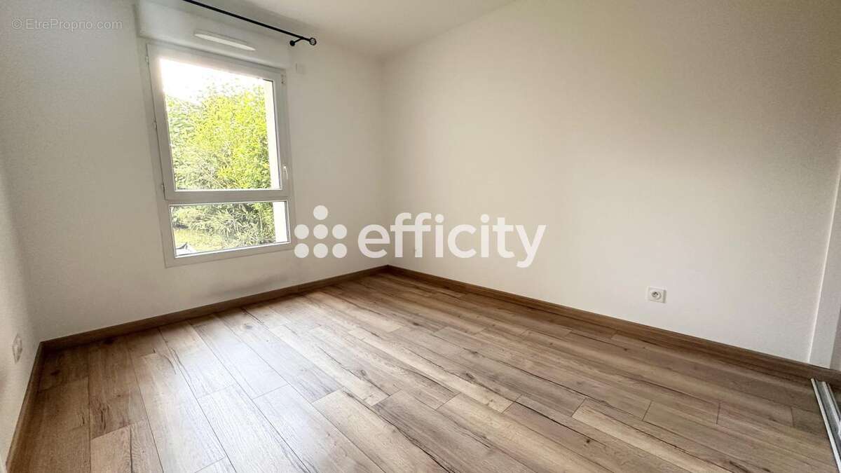 Appartement à VAULX-EN-VELIN