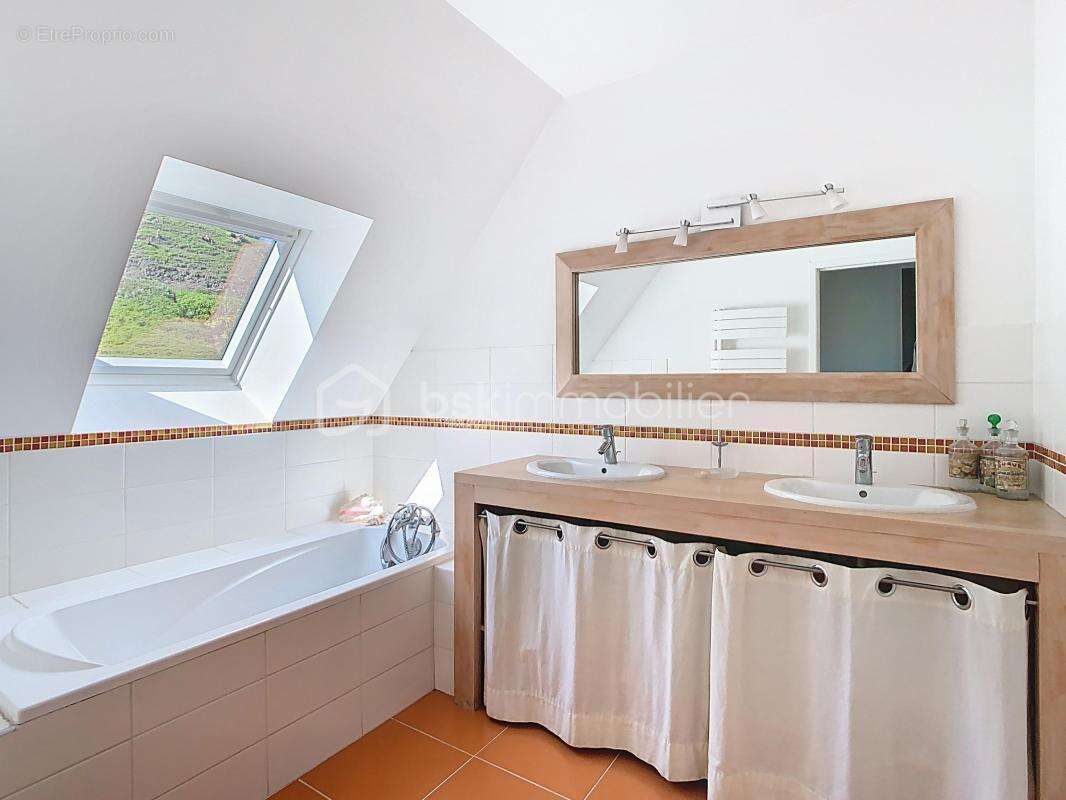 Maison à GONNEVILLE-SUR-MER