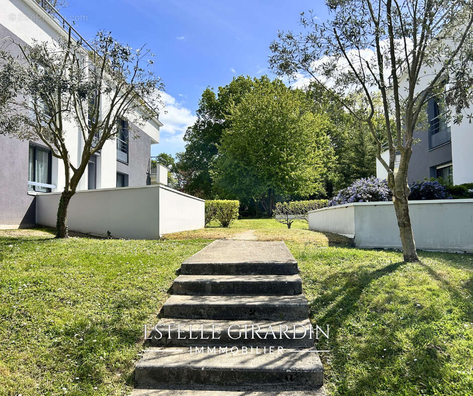 Appartement T4 lumineux avec balcon - Carquefou - photo 15