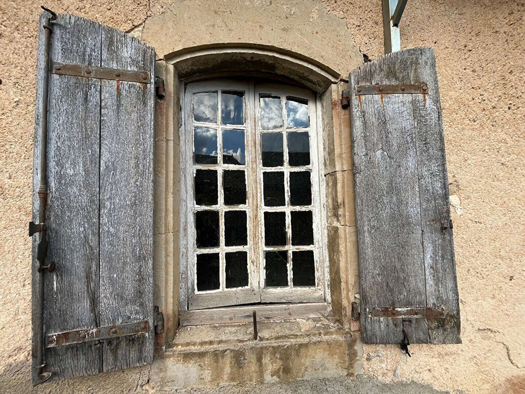 SALLES-LA-SOURCE: Maison de caractère  avec dépendances + jardin - photo 8
