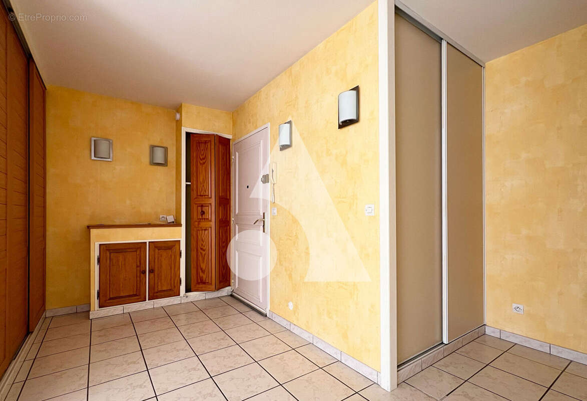 Appartement à SAINTES