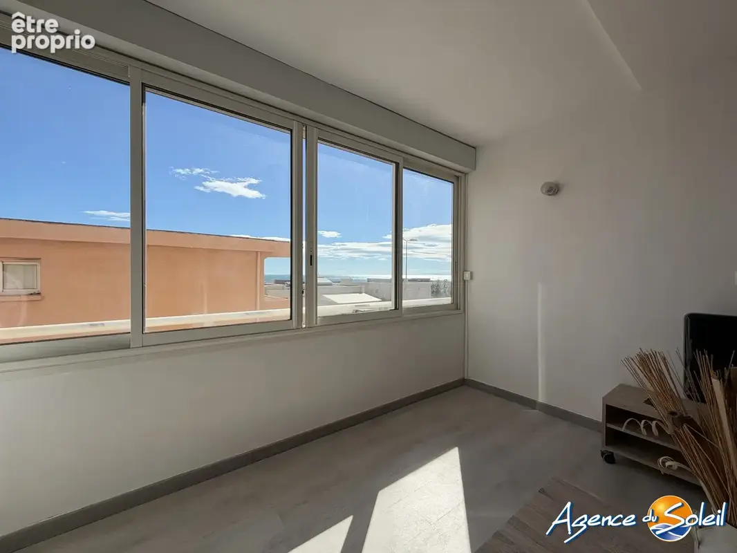 Appartement 1 pièce 38 m² à vendre à Valras-Plage (34350) - photo 3