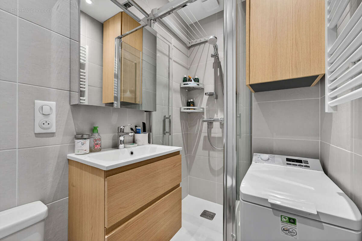 Appartement à PARIS-19E