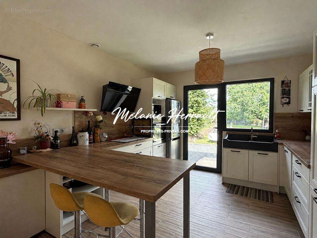 Maison à PARIGNE-L'EVEQUE