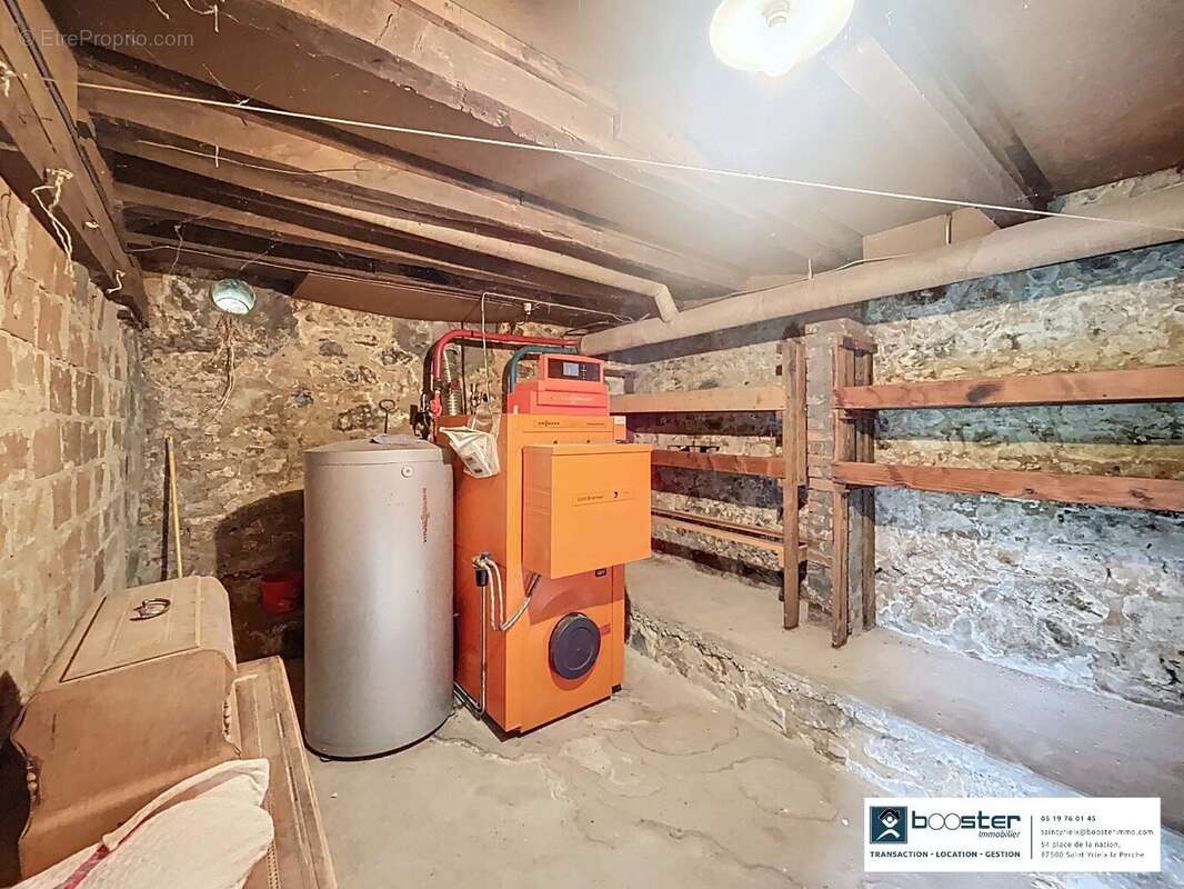 Maison à LADIGNAC-LE-LONG