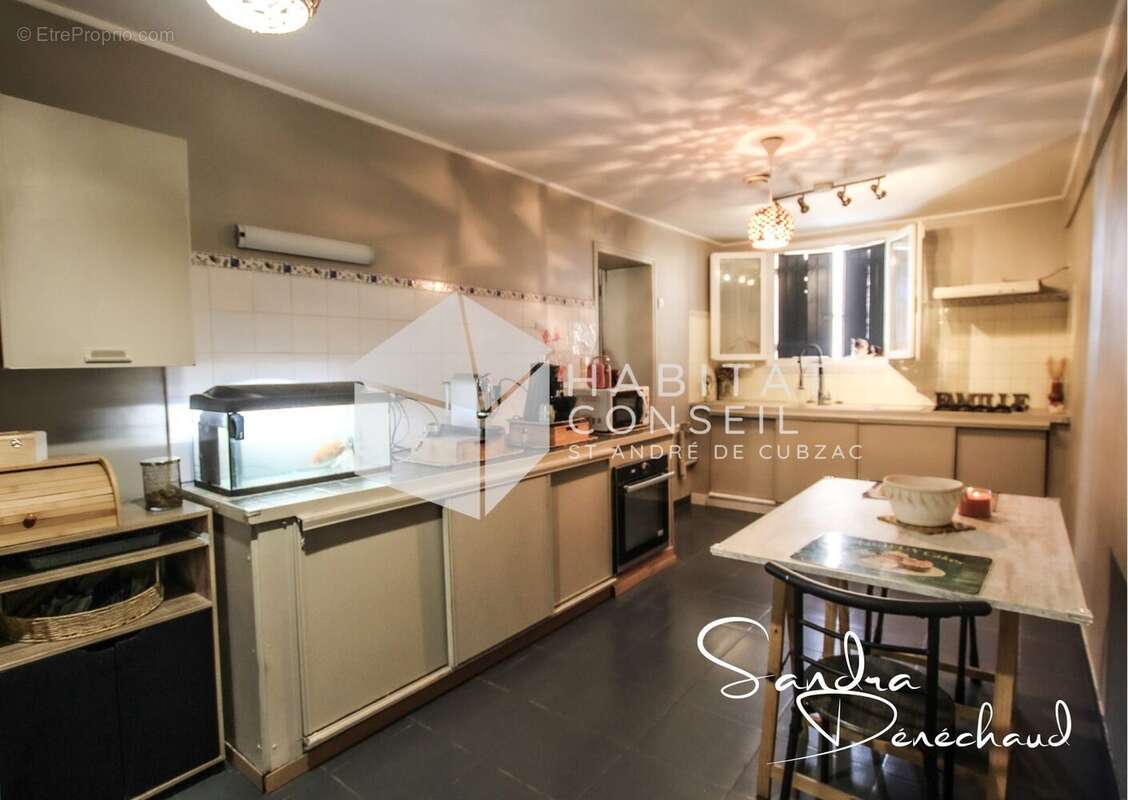 Maison à SAINT-ANDRE-DE-CUBZAC