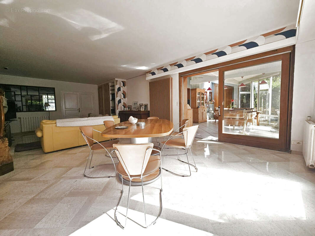 Maison à AIGREFEUILLE-D&#039;AUNIS