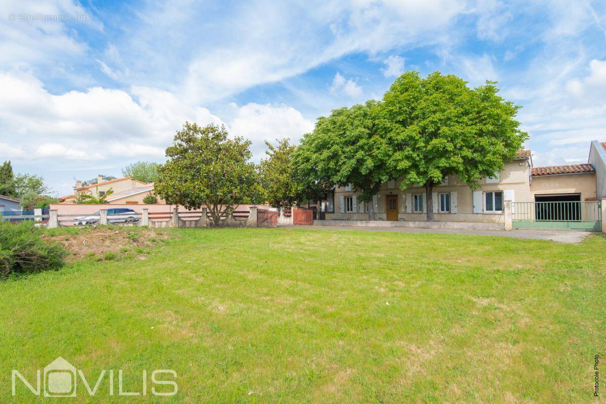 Maison à AUCAMVILLE