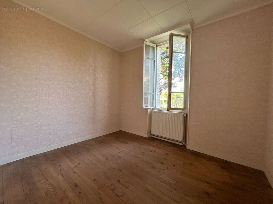 Maison à ROMANS-SUR-ISERE