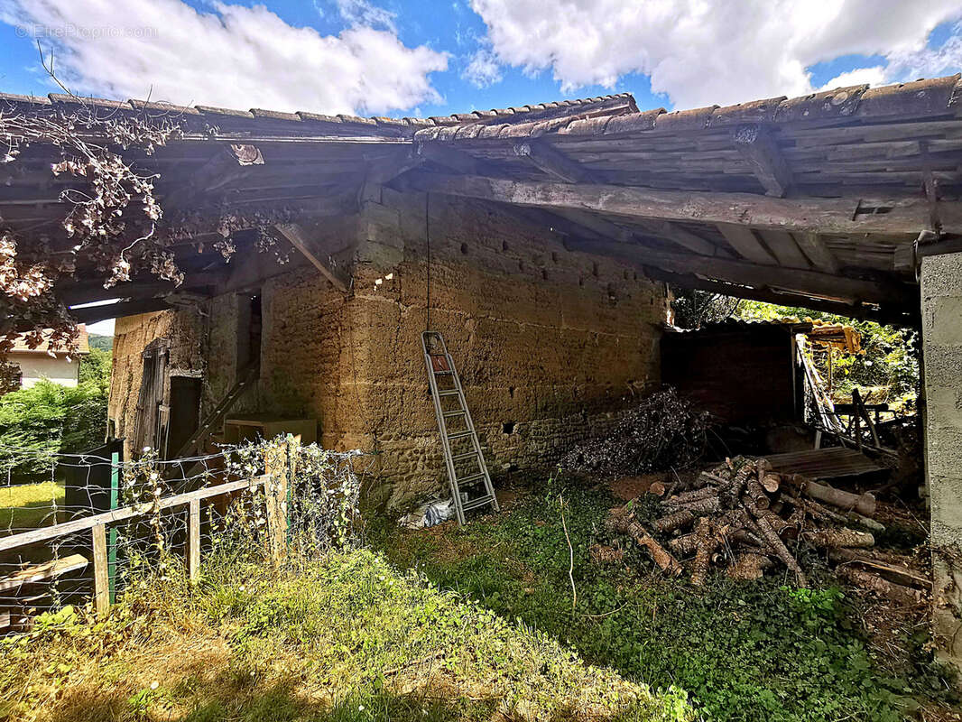 Appartement à SAINT-CHEF