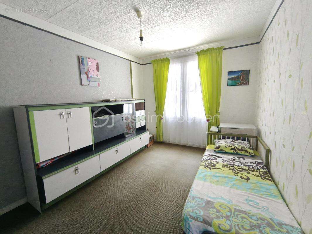 Maison à MONTMORILLON