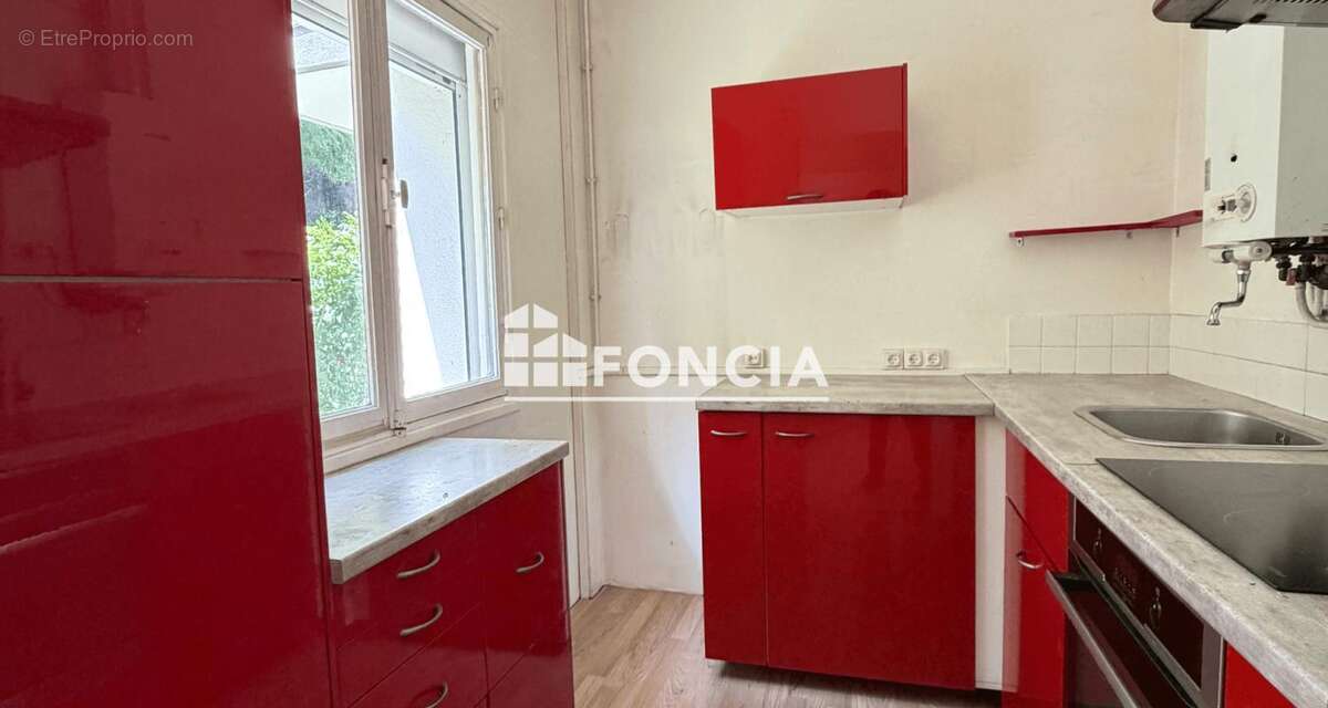 Appartement à SAINT-MAUR-DES-FOSSES