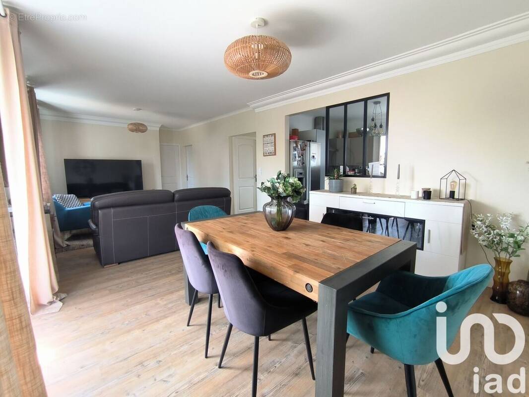 Photo 1 - Maison à BOUGUENAIS