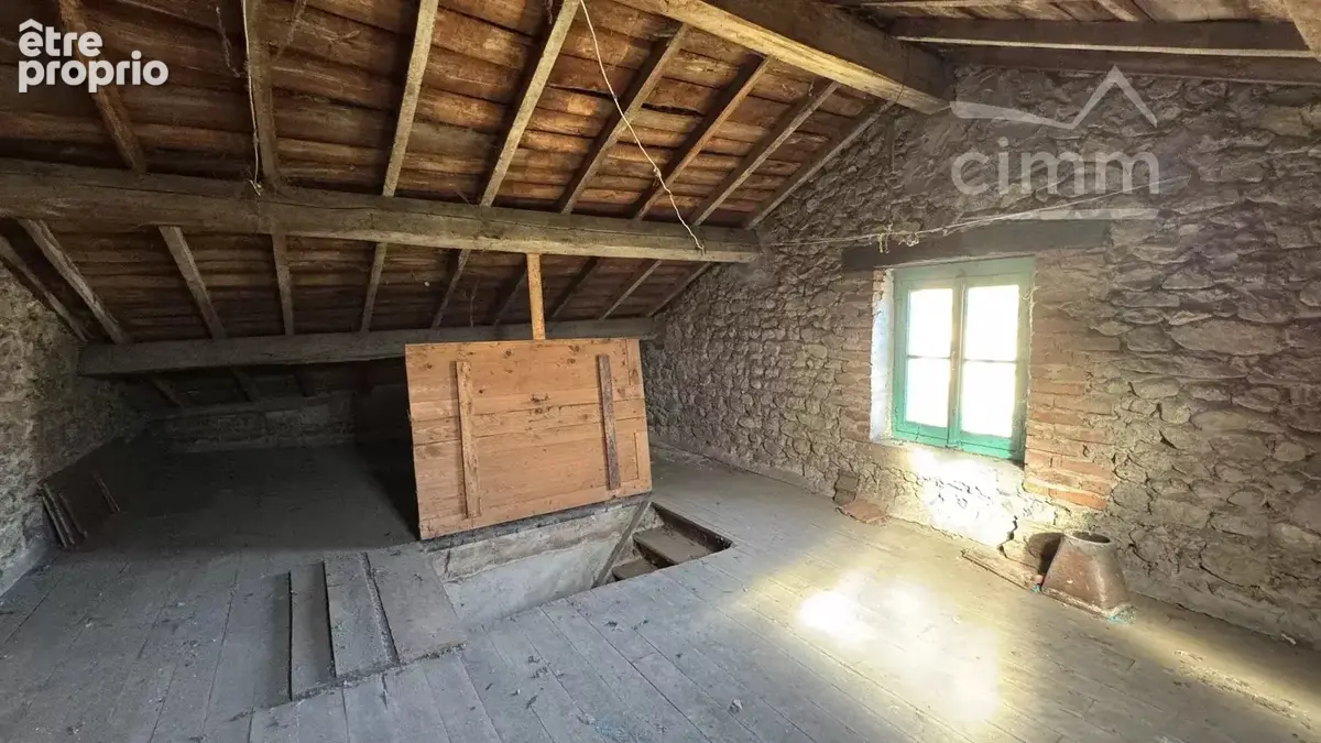 Maison de village en pierre à rénover - photo 12
