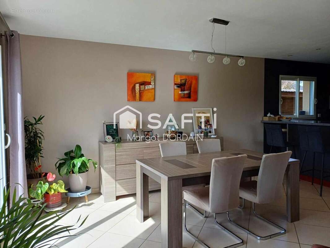 Photo 2 - Maison à RIGNAC