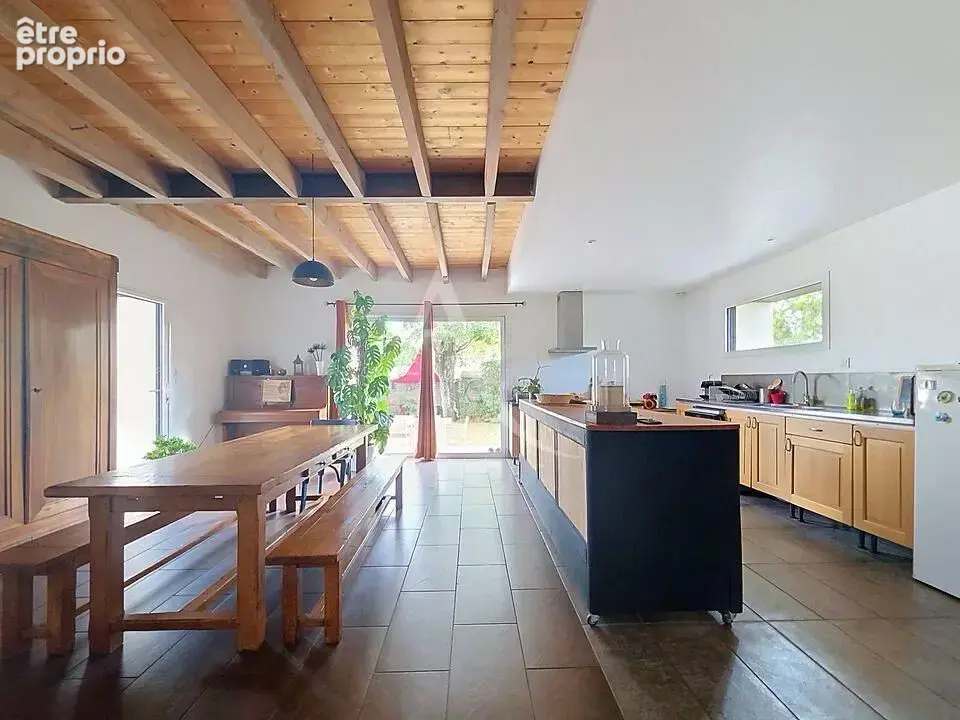 Maison 179 m² à Becon-Les-Granits  - photo 2