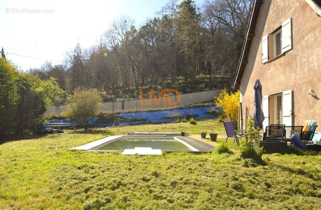 Maison 250 m² 5 chambres. Piscine - photo 5