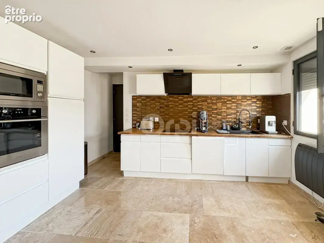 Maison 110M² avec dépendance aménagée de 45m² - photo 3