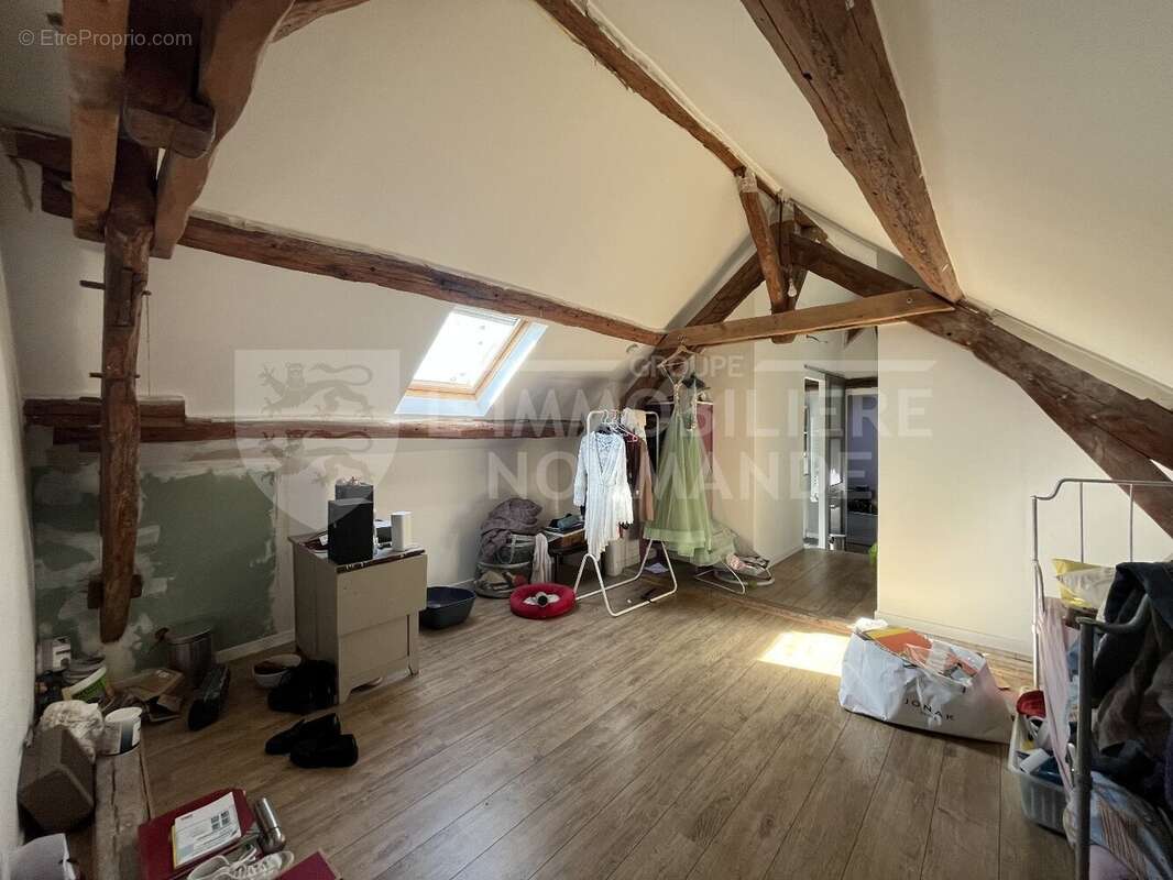 Maison à LA VILLENEUVE-EN-CHEVRIE