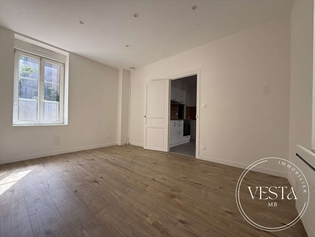 Appartement 42 m² à Dijon  - photo 7