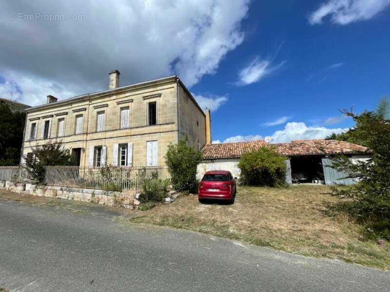 Maison à MOULIS-EN-MEDOC