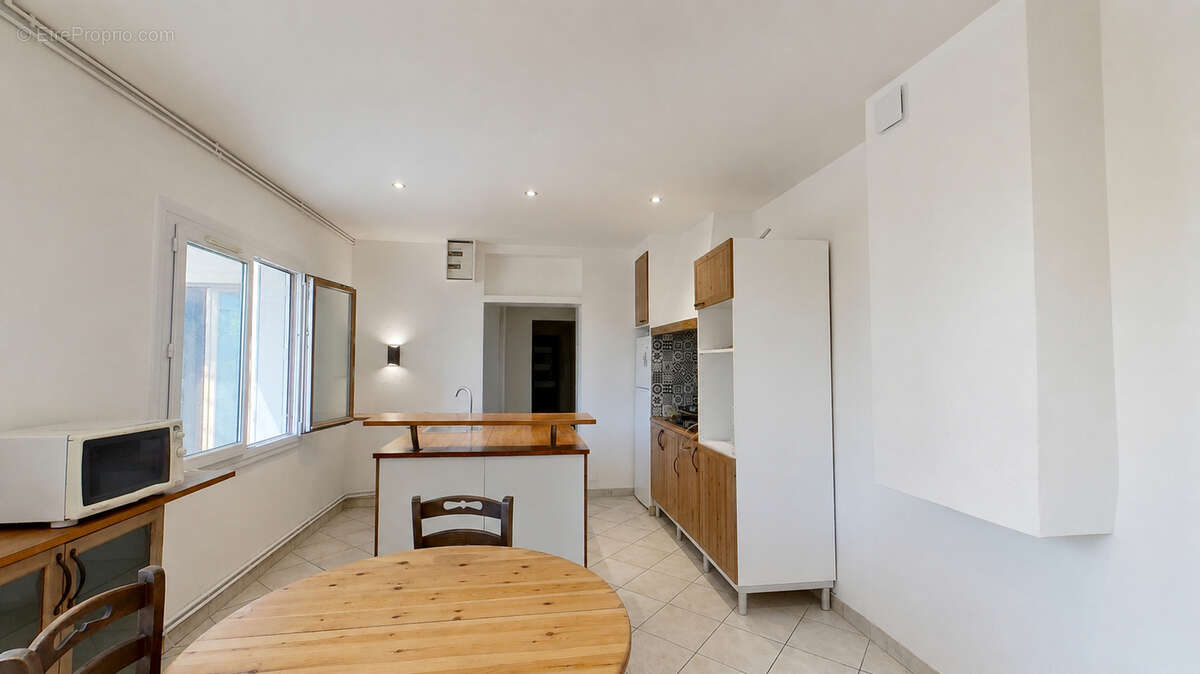 Maison Saint Fons 3 pièce(s) 84 m2 - photo 3