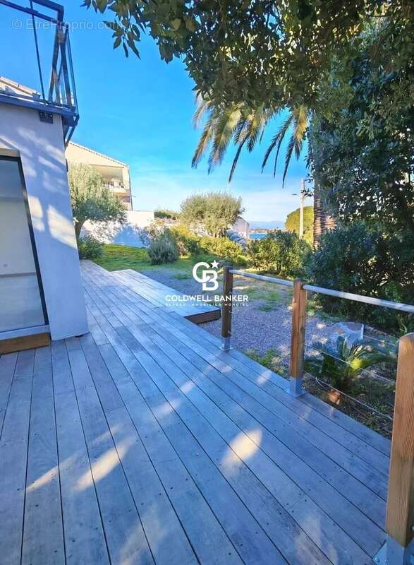 Appartement  avec vue mer - parking et piscine - photo 12