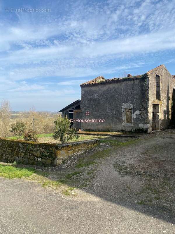 Maison à SAINT-SALVY