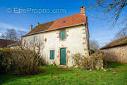 Maison à HAUTEFORT