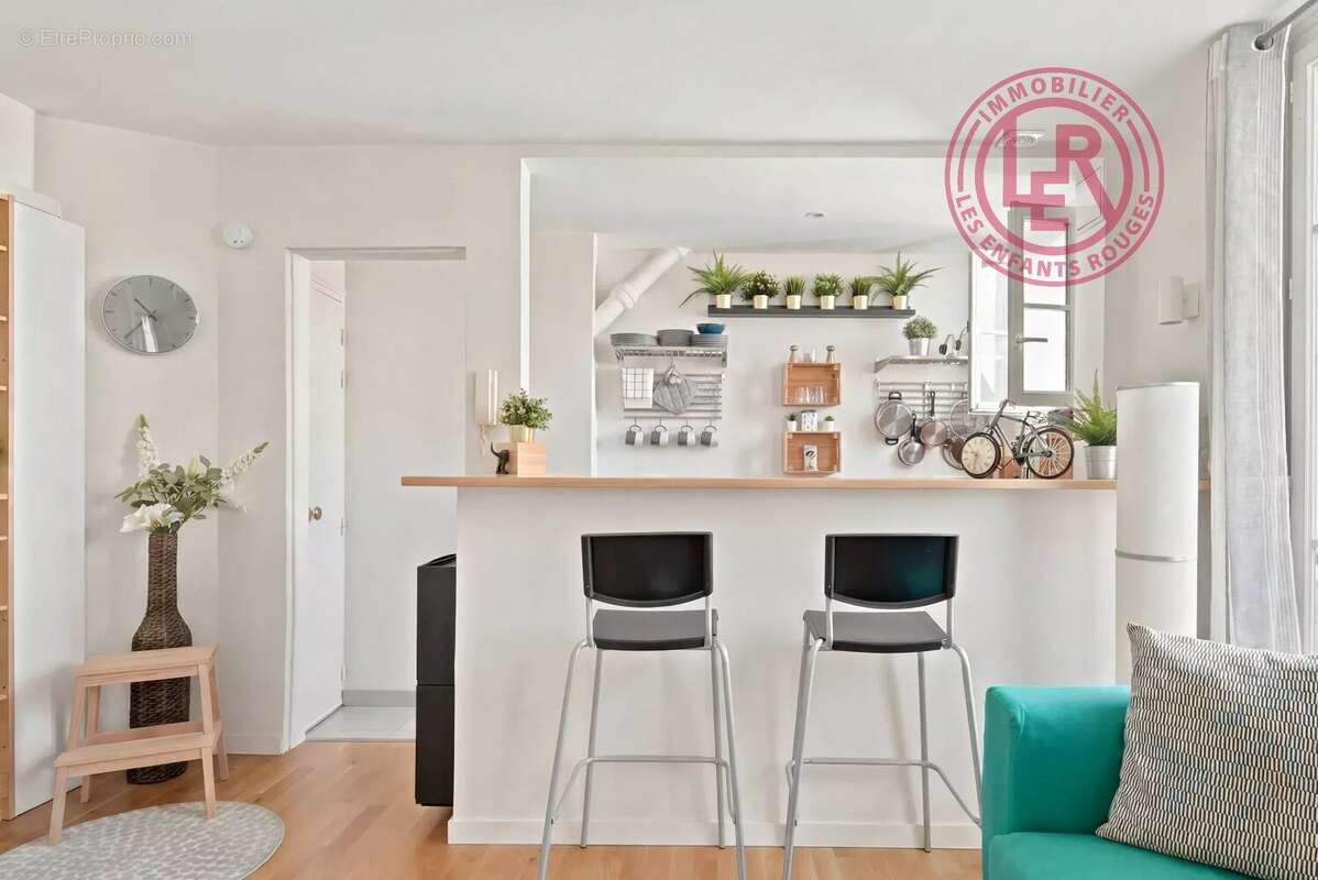 Appartement à PARIS-10E