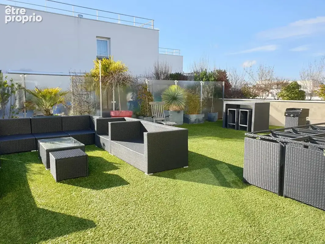 Nanterre duplex 4 pièces avec terrasse 93 m² - 2 parkings - photo 2
