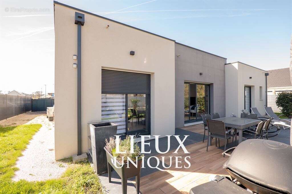 Maison à SAINT-GERVAIS-LA-FORET