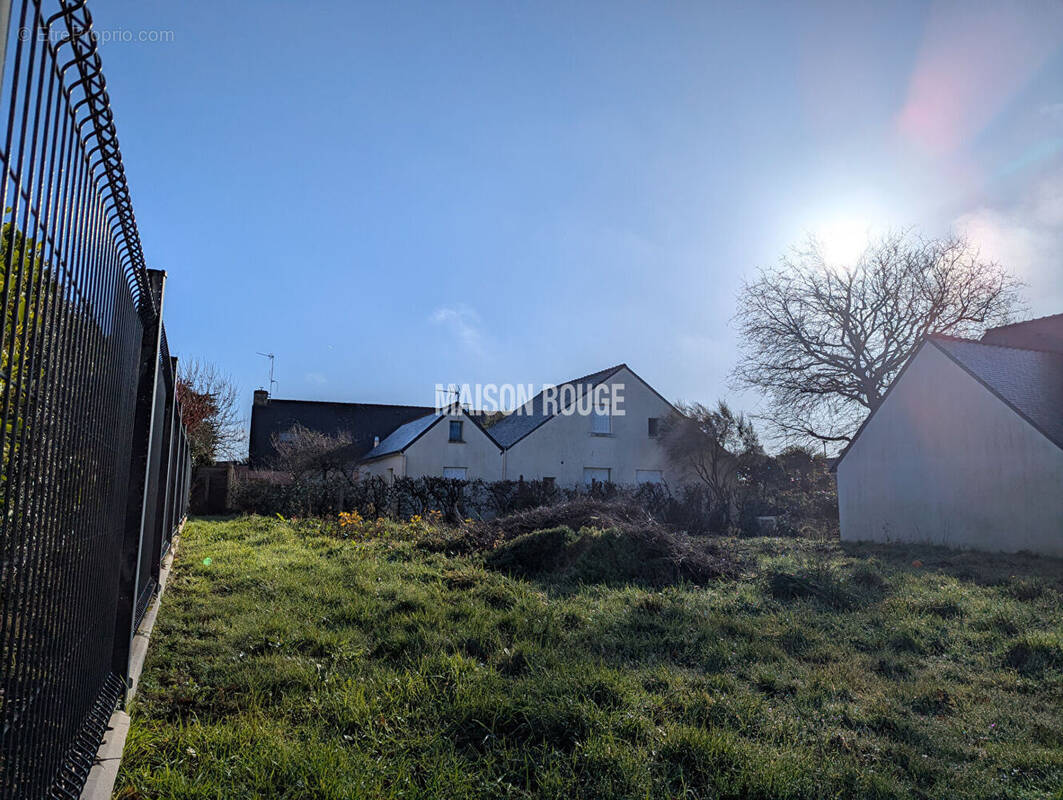 Terrain à SAINT-GILDAS-DE-RHUYS