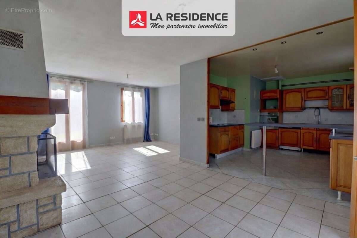 Maison 116 m² à Tourny  - photo 3